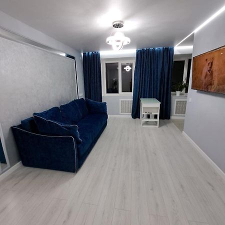 Алена Apartment Уралск Екстериор снимка