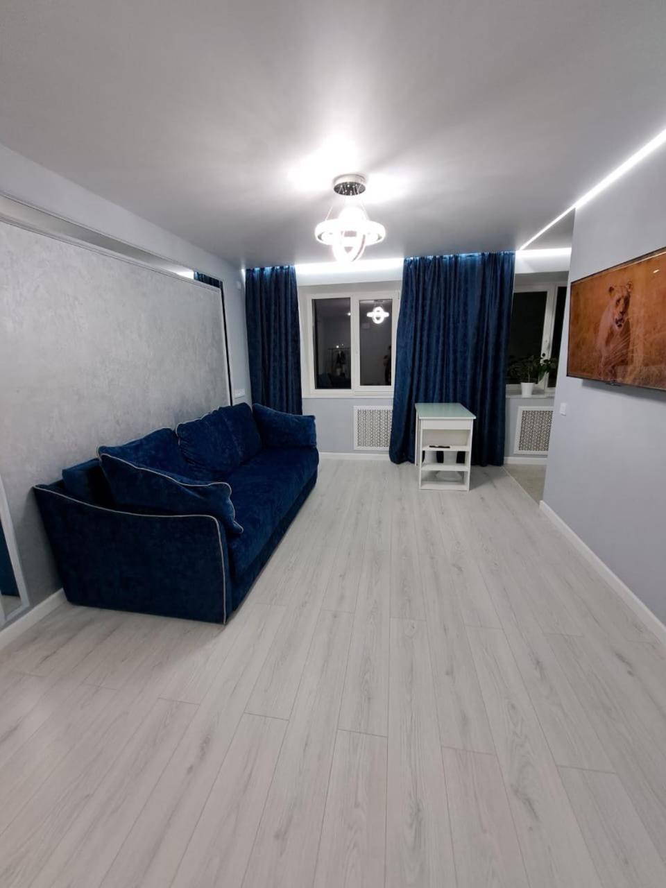 Алена Apartment Уралск Екстериор снимка